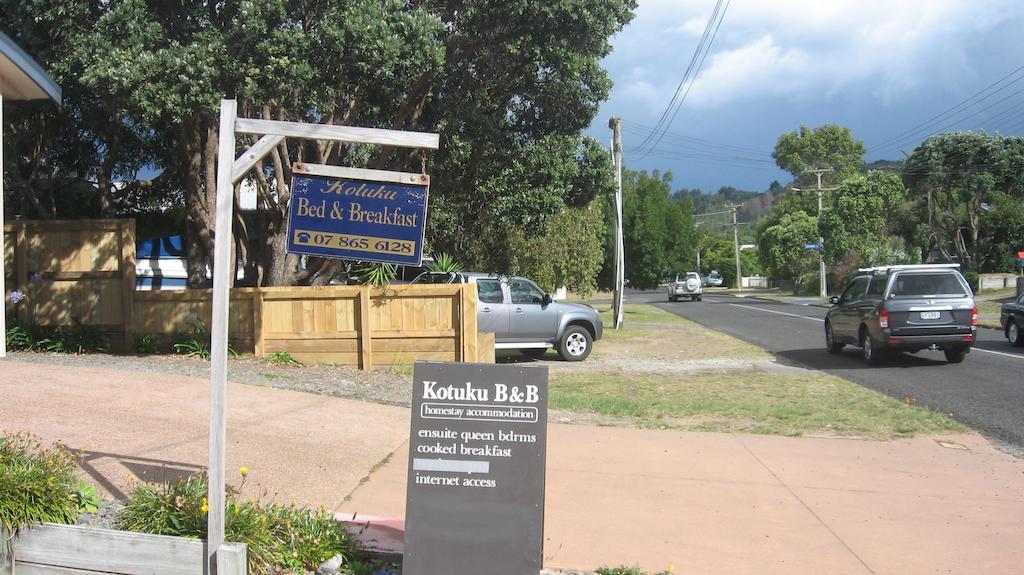 Kotuku Bed & Breakfast Уангамата Экстерьер фото